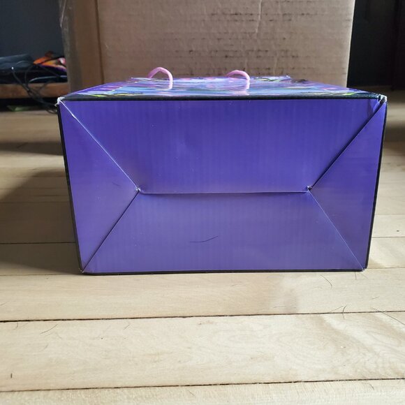 Check Me Out Sneakers - Picture 12 of 13